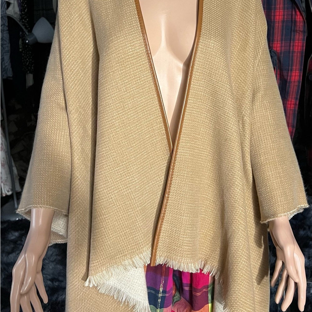 Time and Tru Tan Women's Poncho